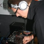 91.5 FM proudly presents Mark Wilkinson with ‘Kidology’